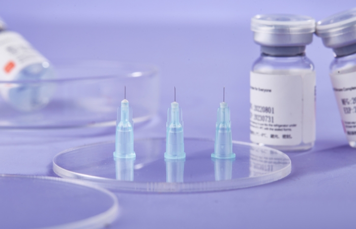 Diaminy mesotherapy needle