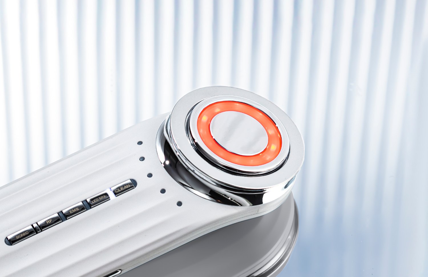 What can the best professional ultrasonic skin scrubber do