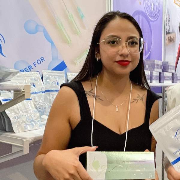 Diaminy's customer