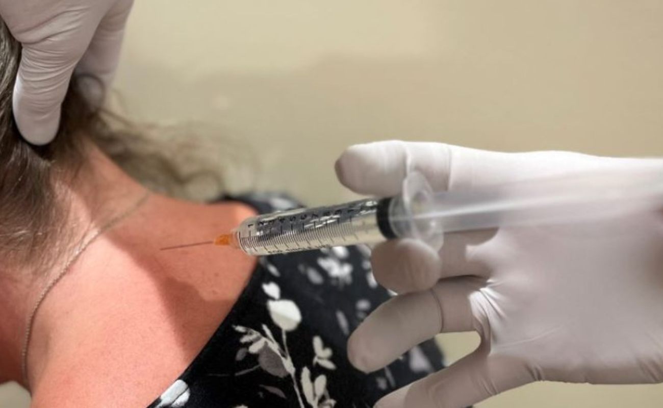 How to Use Duckbill Cannula
